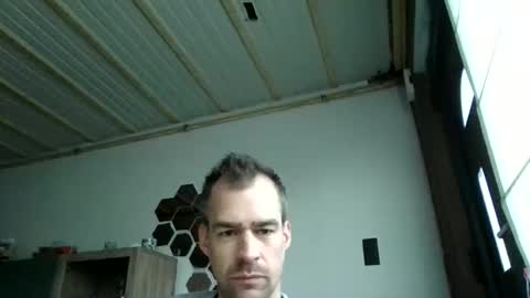 loonelyy online show from March 28, 2026, 5:45 pm