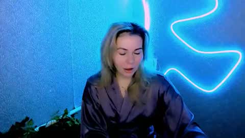 Lora online show from January 16, 2026, 3:10 am