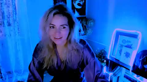 Lora online show from June 15, 2026, 2:36 am