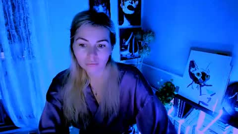 Lora online show from June 26, 2026, 2:49 am