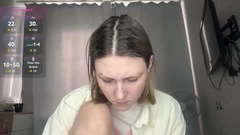 Lora online show from March 20, 2026, 6:07 am