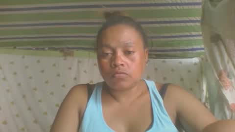 Snapshot of lorahxvane chatting on April 1, 2026, 11:00 am LorahxVane online show from April 1, 2026, 11:00 am