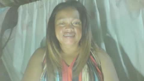 Snapshot of lorahxvane chatting on April 5, 2026, 8:17 pm LorahxVane online show from April 5, 2026, 8:17 pm