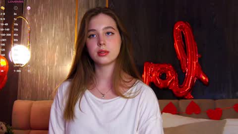 Snapshot of loraineluff chatting on February 16, 2025, 8:55 pm Loraine online show from February 16, 2025, 8:55 pm