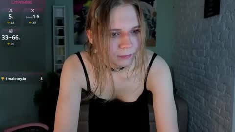 Avery online show from April 29, 2026, 9:32 pm