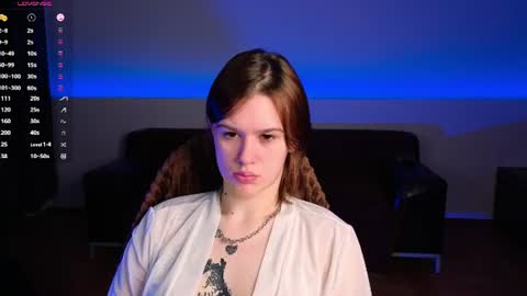 Lora online show from June 17, 2026, 2:40 pm