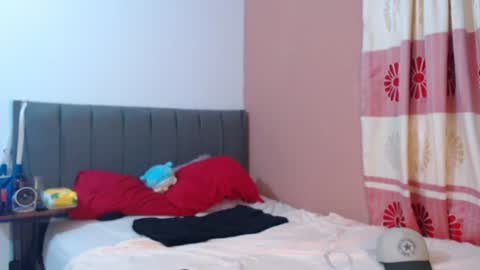 lord_dainn online show from June 19, 2026, 1:43 am