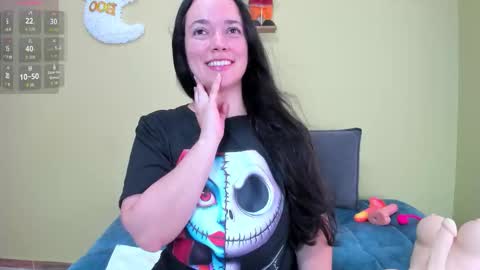 Snapshot of loreen_grey chatting on October 4, 2025, 6:17 pm Loren Grey online show from October 4, 2025, 6:17 pm