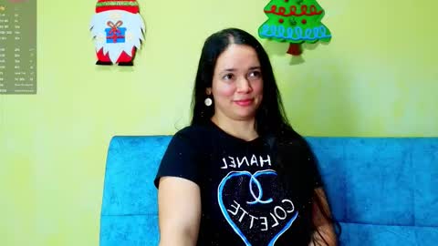 Snapshot of loreen_grey chatting on December 20, 2025, 8:16 pm Loren Grey online show from December 20, 2025, 8:16 pm