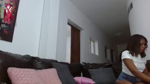 lorelei_pink online show from September 13, 2025, 5:07 am