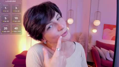 Snapshot of loren_daze chatting on October 7, 2025, 2:25 pm Loren online show from October 7, 2025, 2:25 pm