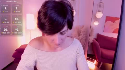 Snapshot of loren_daze chatting on October 8, 2025, 3:09 pm Loren online show from October 8, 2025, 3:09 pm