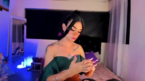 lesly lorena online show from January 31, 2025, 6:57 am
