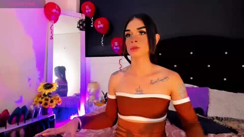 lesly lorena online show from February 16, 2025, 4:31 am