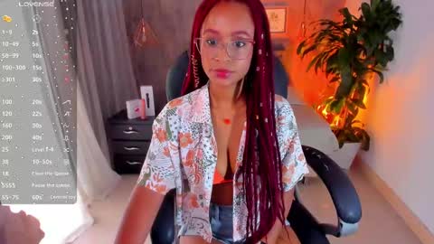 Snapshot of lorena_vieira_ chatting on December 7, 2024, 5:42 pm Lorena Vieira online show from December 7, 2024, 5:42 pm