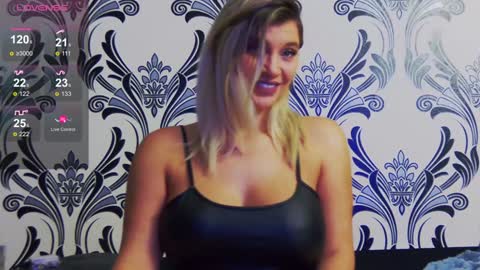 lorenaryan online show from January 30, 2025, 1:53 pm