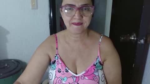 Lorena.. online show from February 6, 2025, 10:32 pm