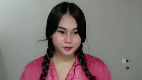 Snapshot of lorenpage_love chatting on December 23, 2024, 3:01 pm LOREN online show from December 23, 2024, 3:01 pm