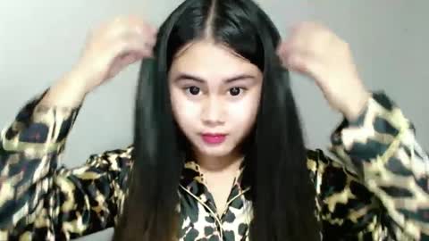 Snapshot of lorenpage_love chatting on January 4, 2025, 5:26 pm LOREN online show from January 4, 2025, 5:26 pm