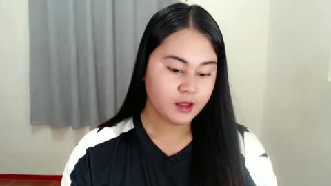 Snapshot of lorenpage_love chatting on January 10, 2025, 7:35 am LOREN online show from January 10, 2025, 7:35 am