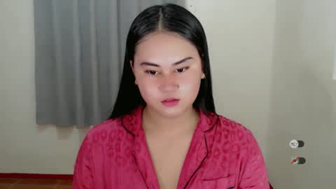 Snapshot of lorenpage_love chatting on January 13, 2025, 6:38 am LOREN online show from January 13, 2025, 6:38 am