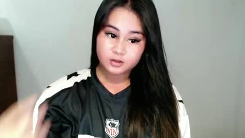 Snapshot of lorenpage_love chatting on January 27, 2025, 7:13 pm LOREN online show from January 27, 2025, 7:13 pm