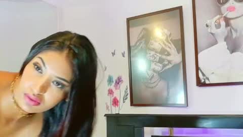 loretahorny online show from April 27, 2026, 1:20 pm