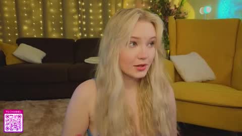 Snapshot of lorettacarnley chatting on September 14, 2025, 7:02 pm Alice online show from September 14, 2025, 7:02 pm