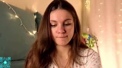 Chloe for Fan BlackHole online show from February 8, 2026, 5:05 pm