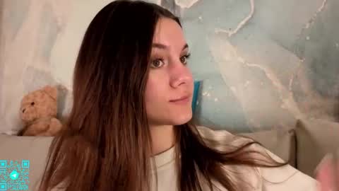 Chloe for Fan BlackHole online show from May 7, 2026, 6:24 pm
