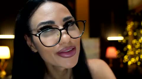 LoretteLorena online show from July 5, 2026, 4:19 am