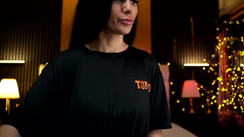 LoretteLorena online show from July 31, 2026, 4:23 am