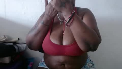 loretybighot online show from January 2, 2025, 1:30 pm