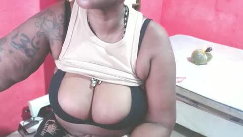 loretybighot online show from May 11, 2026, 4:15 pm