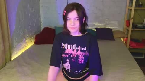 Snapshot of lori_juce chatting on January 21, 2025, 10:41 am Lara online show from January 21, 2025, 10:41 am