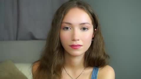 Naomi online show from September 13, 2025, 9:47 pm