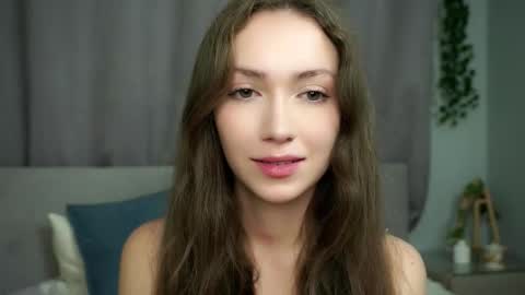 Snapshot of loriamarzinske chatting on September 24, 2025, 10:13 pm Naomi online show from September 24, 2025, 10:13 pm