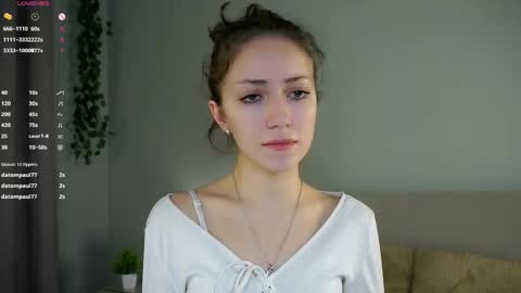 Naomi online show from November 29, 2025, 9:40 pm