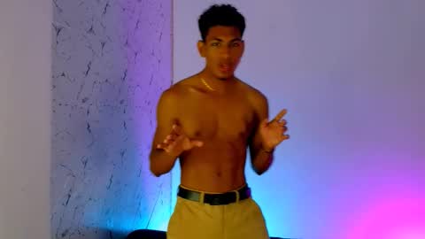 Lorian Vikel  online show from March 14, 2026, 4:29 am