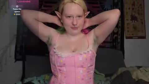 Snapshot of loricritter2 chatting on May 5, 2026, 10:34 am Lori Critter online show from May 5, 2026, 10:34 am