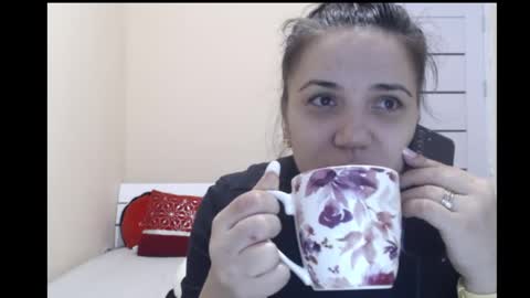 Snapshot of lorragrey chatting on December 5, 2024, 7:05 am LorraGrey online show from December 5, 2024, 7:05 am