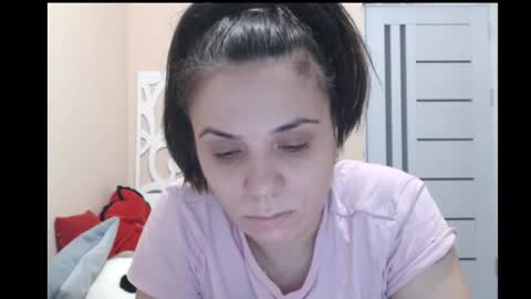 Snapshot of lorragrey chatting on December 8, 2024, 6:01 am LorraGrey online show from December 8, 2024, 6:01 am