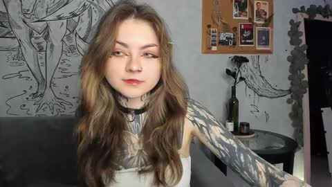 lostallice online show from November 24, 2025, 4:23 am