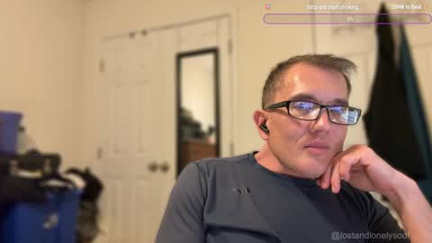 Snapshot of lostandlonelysoul chatting on September 21, 2025, 4:36 am Hazemir online show from September 21, 2025, 4:36 am