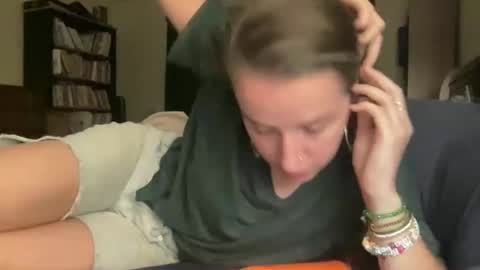 lothlori online show from November 27, 2025, 1:18 am