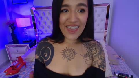 Snapshot of lottie_fox chatting on December 16, 2025, 4:06 am lottie_fox online show from December 16, 2025, 4:06 am