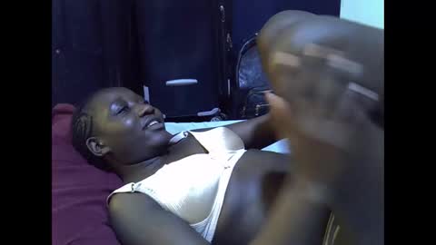 Snapshot of lotty_lavilla chatting on October 14, 2025, 8:15 am lotty_lavilla online show from October 14, 2025, 8:15 am