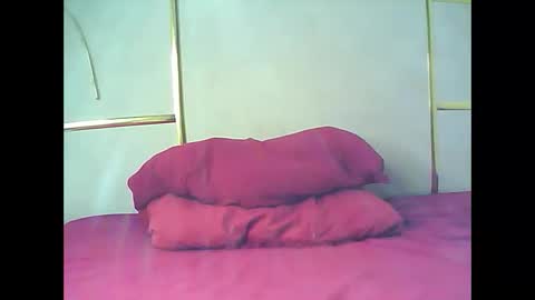lotty_lavilla online show from May 23, 2026, 7:56 am