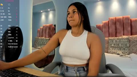 Snapshot of lou_rosse chatting on February 10, 2026, 8:24 pm Lou Rosse online show from February 10, 2026, 8:24 pm