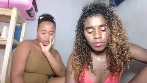 louane98 online show from February 5, 2026, 9:03 am